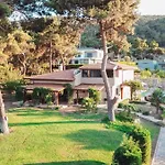 Private In The Forest With Pool And Jacuzzi Villa