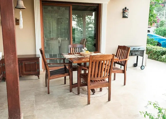 Villa Private In The Forest With Pool And Jacuzzi