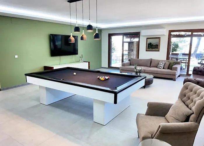 Private In The Forest With Pool And Jacuzzi Villa Urla