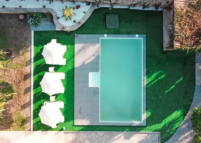 Private In The Forest With Pool And Jacuzzi