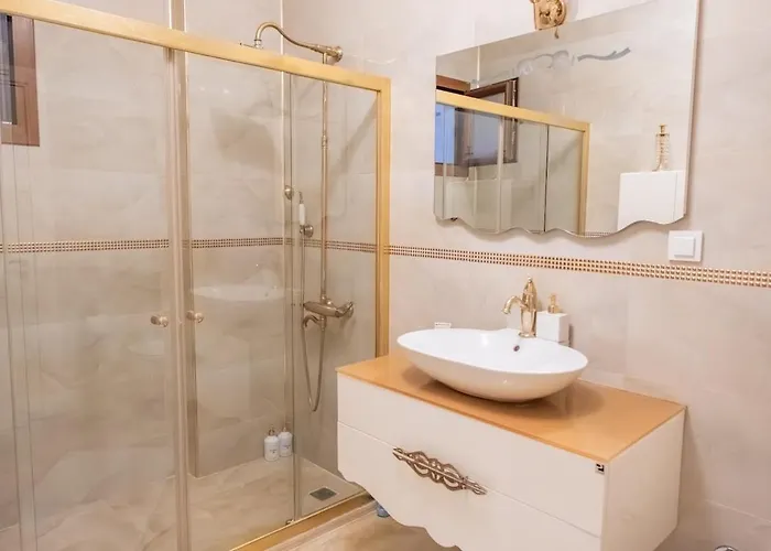 Private In The Forest With Pool And Jacuzzi Villa Urla