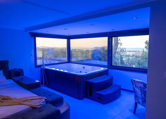 Private In The Forest With Pool And Jacuzzi Villa Urla