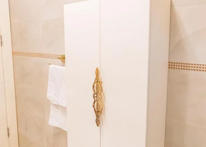 Private In The Forest With Pool And Jacuzzi Urla