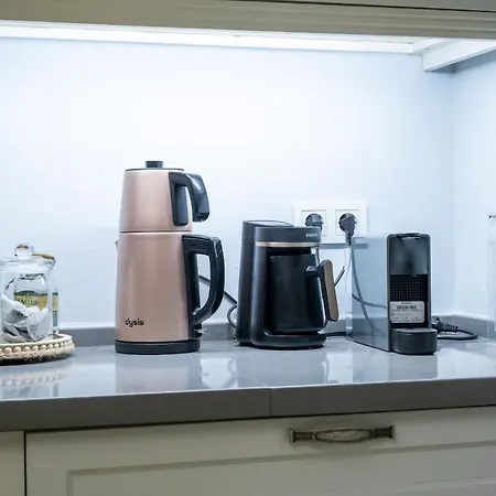 Private In The Forest With Pool And Jacuzzi 别墅